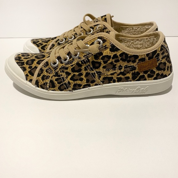 Blowfish | Shoes | Blowfish Vesper Canvas Kitty Kat Sneakers | Poshmark